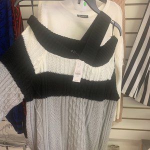 OFF THE SHOULDER SWEATER